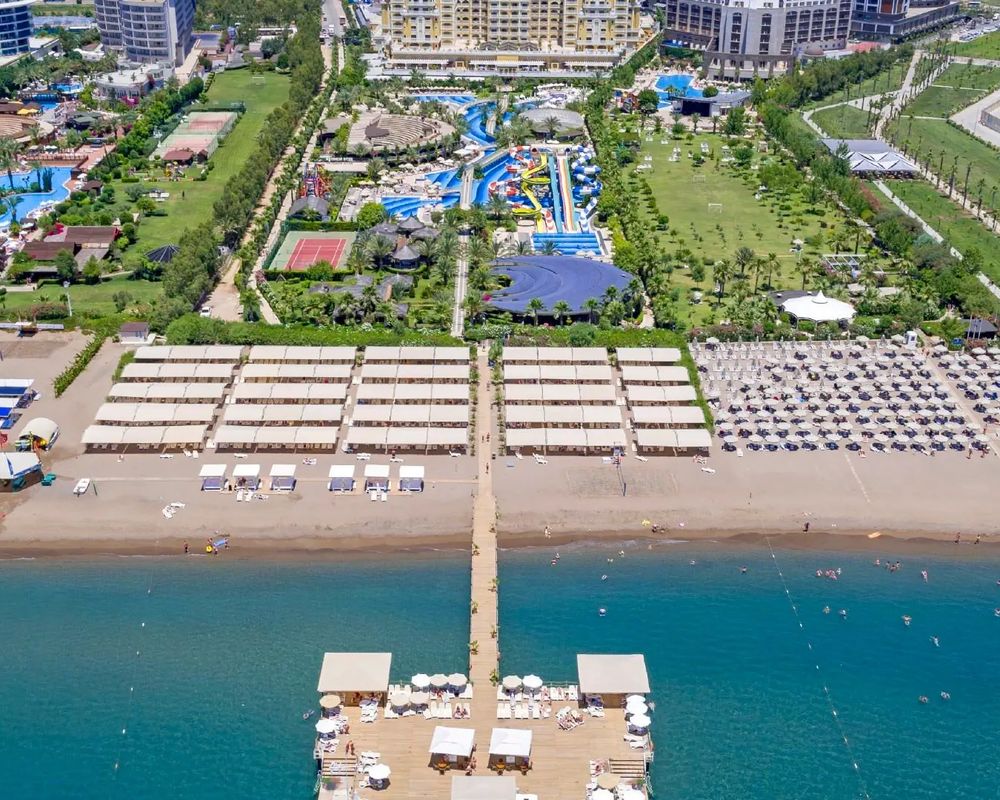 Royal Holiday Palace