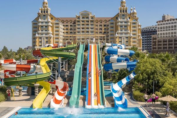 Royal Holiday Palace