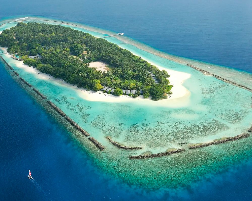 Royal Island Resort