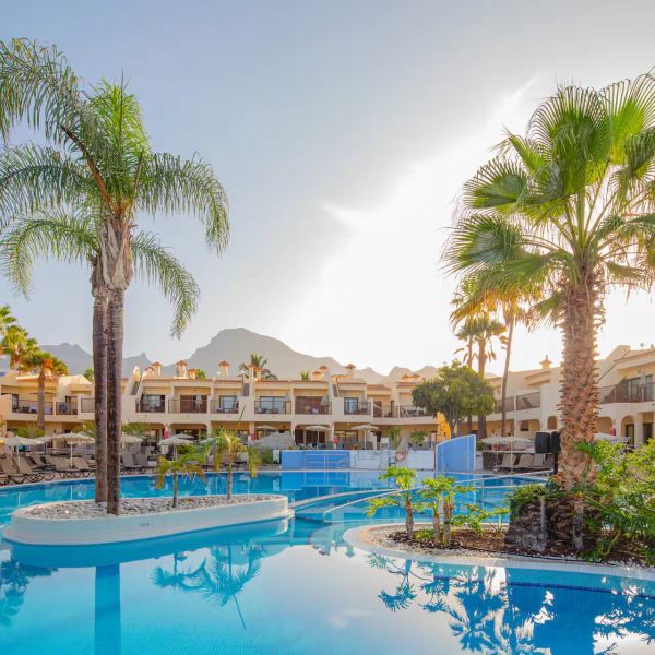 Royal Sunset Beach Club — Playa Fanabe, Hiszpania