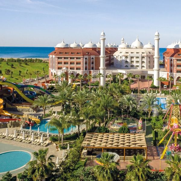 Turcja na 7 dni w maju: 5⋆ hotel od 5 339 zł