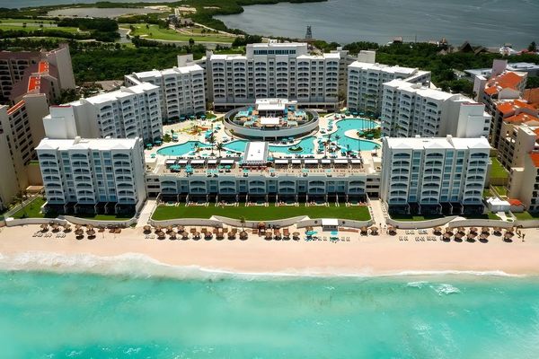 Royal Uno Resort & Spa