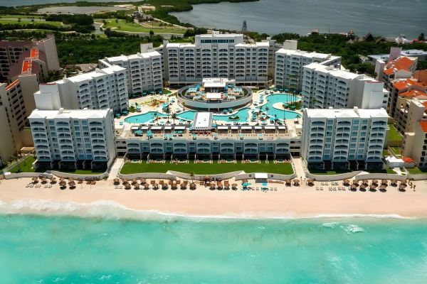 Royal Uno Resort & Spa