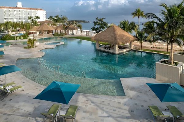 Sandals Dunn s River