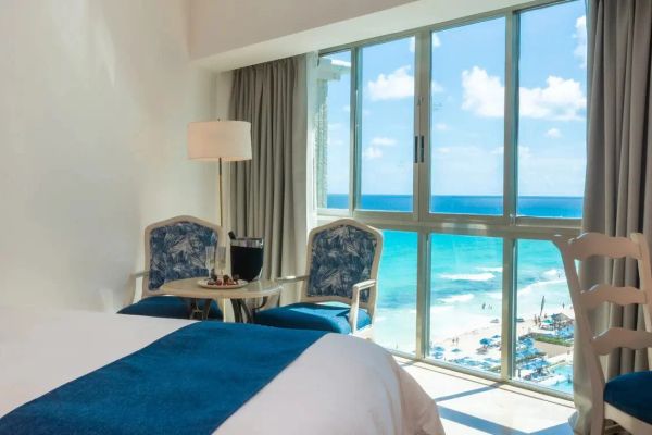 Sandos Cancun Luxury Resort