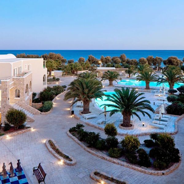 Santo Miramare Resort — Perivolos, Grecja