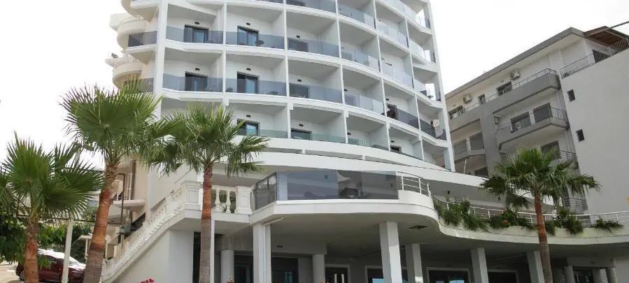 Saranda International