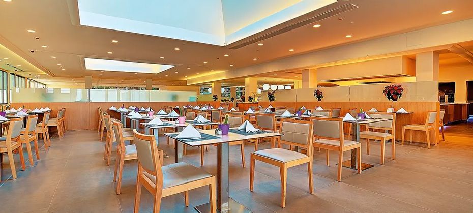 SBH Monica Beach Resort