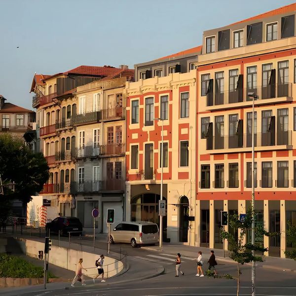 Se Catedral Tapestry Collection by Hilton — Porto, Portugalia