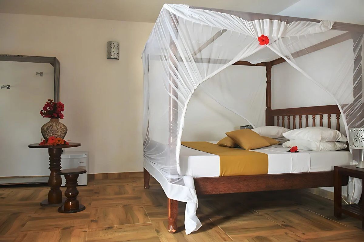 Zanzibar (7 dni) w Sea View Lodge (Jambiani) z Poznania (BB)