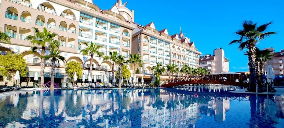 Crown Palace