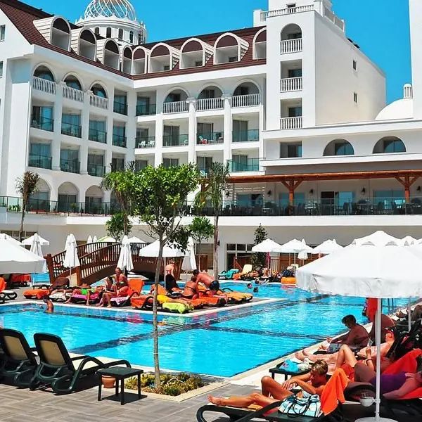 Side Crown Serenity — Side, Turcja