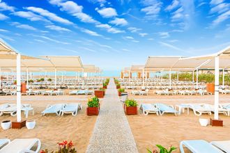 Side Premium by OZ Hotels