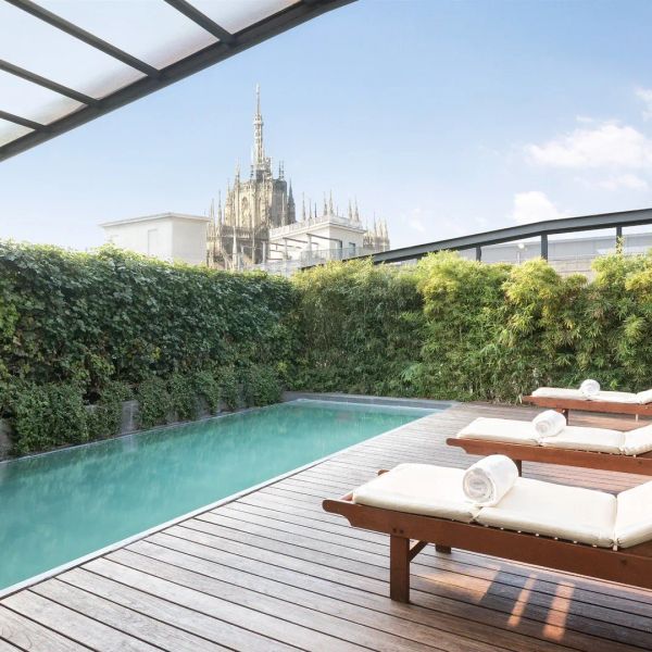 Sina De La Ville Milan — Mediolan, Włochy