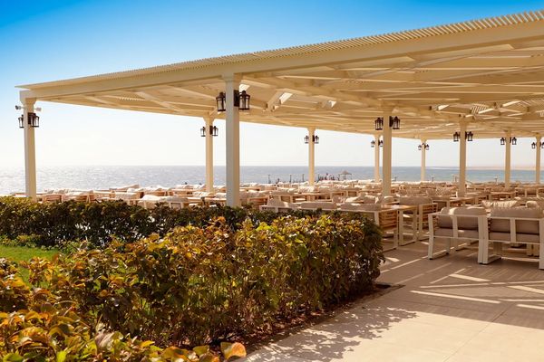 Sirena Beach Resort & Spa