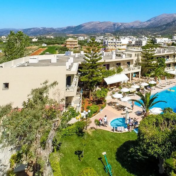 Solimar Ruby & Ruby Royal