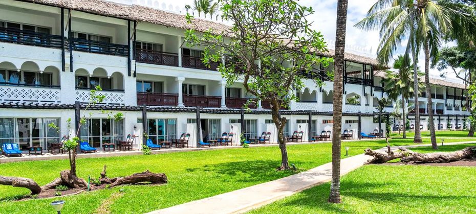 Southern Palms Beach Resort