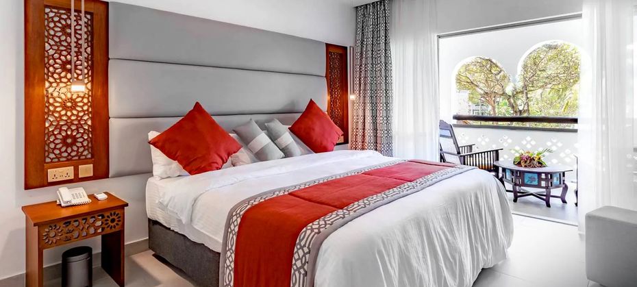 Southern Palms Beach Resort