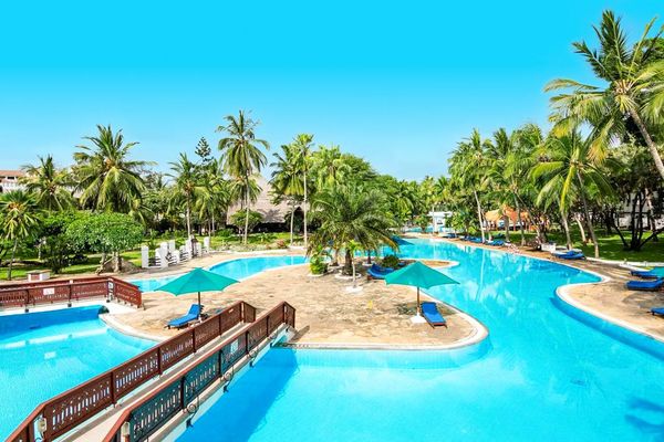 Southern Palms Beach Resort