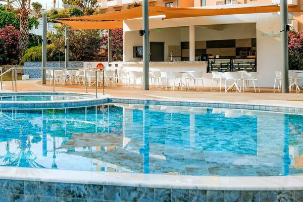 St. George Beach Hotel & Spa Resort