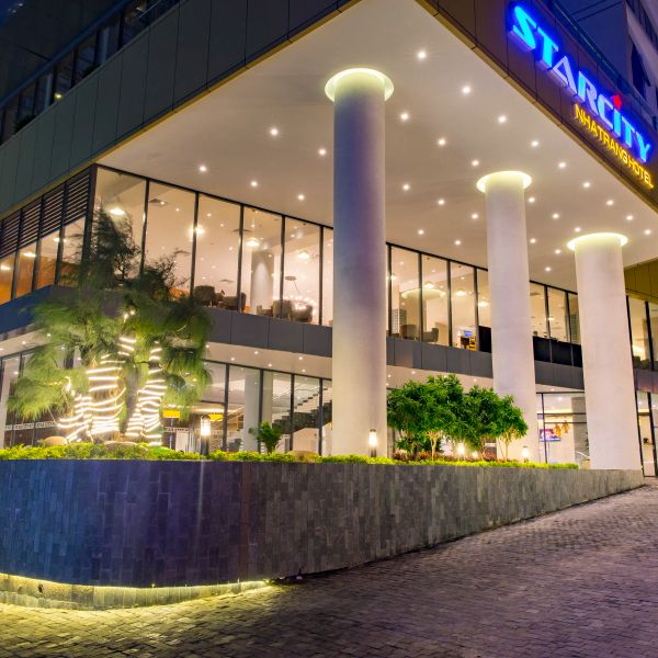 Hotel StarCity Bayfront Nha Trang w Wietnam (Wybrzeże Morza Południowochińskiego) - oferta last minute