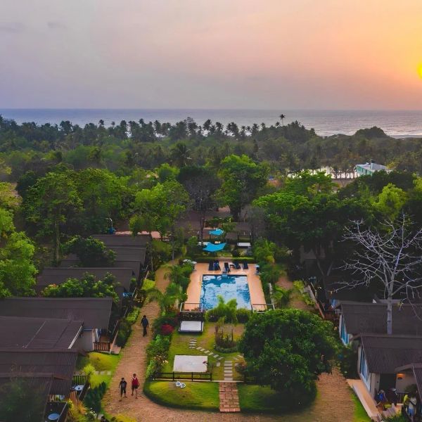 Stone Wood Resorts & Spa Mandrem — Mandrem, Indie
