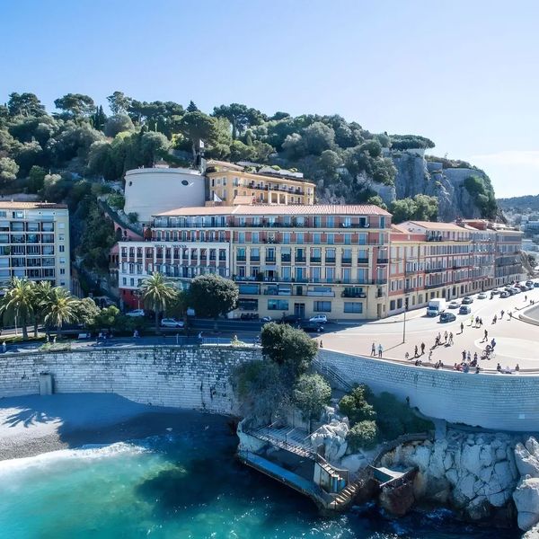 Suisse — Nicea, Francja