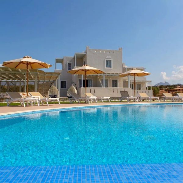 Sun and Moon Villas & Suites — Pirgaki, Grecja