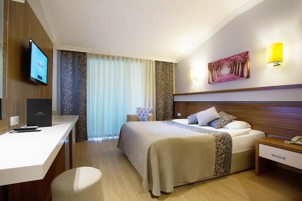 Sun Club Side