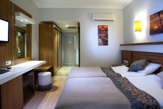 Sun Club Side