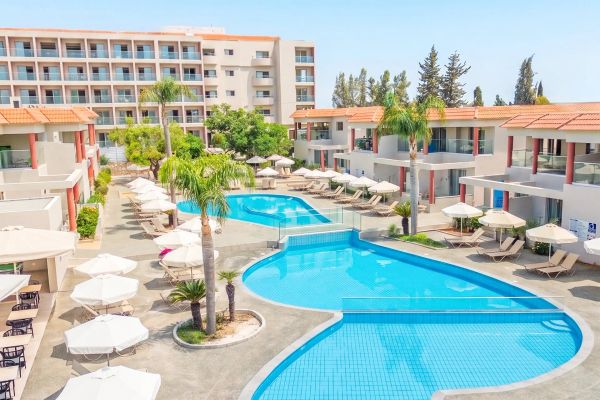 Sun Palace