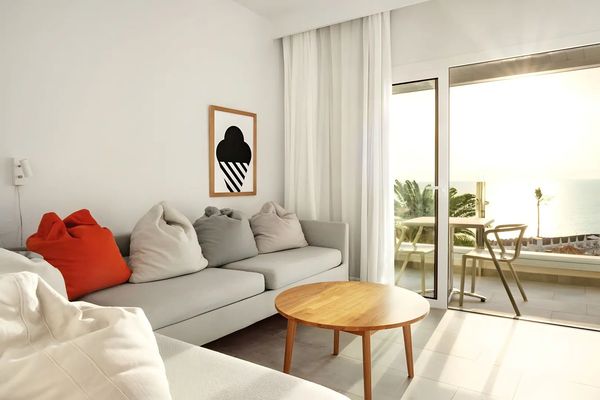 Sunwing Seafront