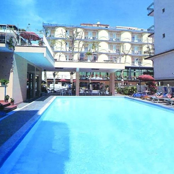 Susy — Rimini, Włochy