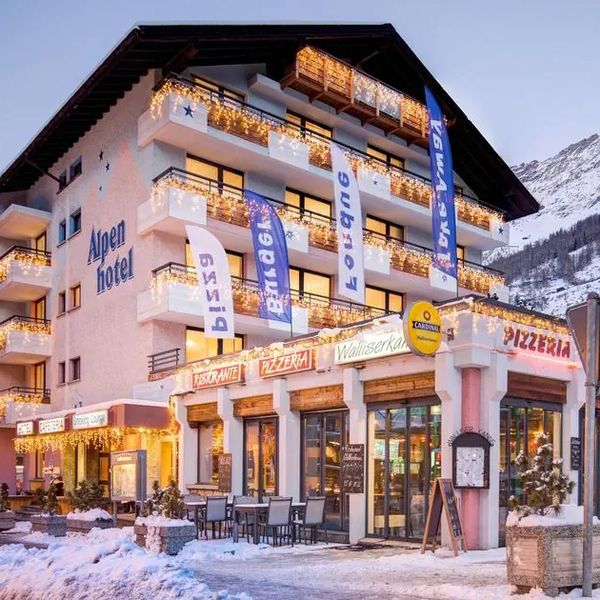 Swiss Budget Alpenhotel — Tasch, Szwajcaria