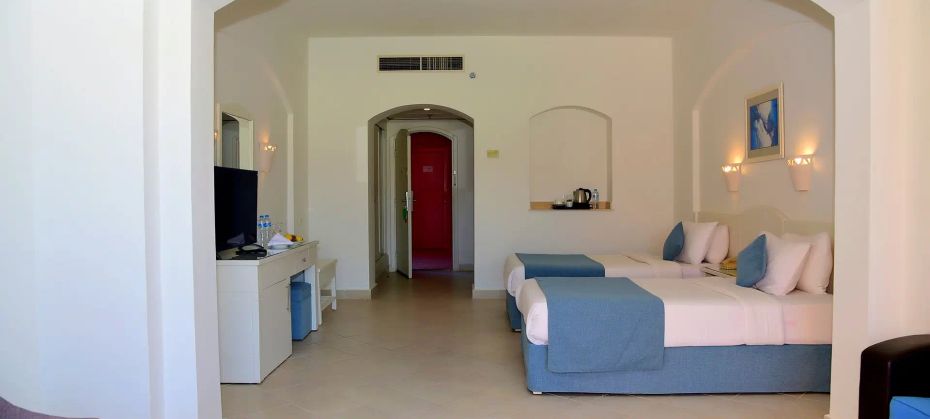 Swisstouch Oriental Resort (ex. Hotelux Oriental Coast)