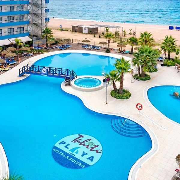 Tahiti Playa Suites — Santa Susanna, Hiszpania