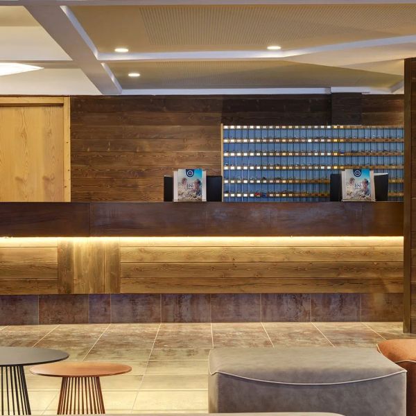 th 1400 hotel