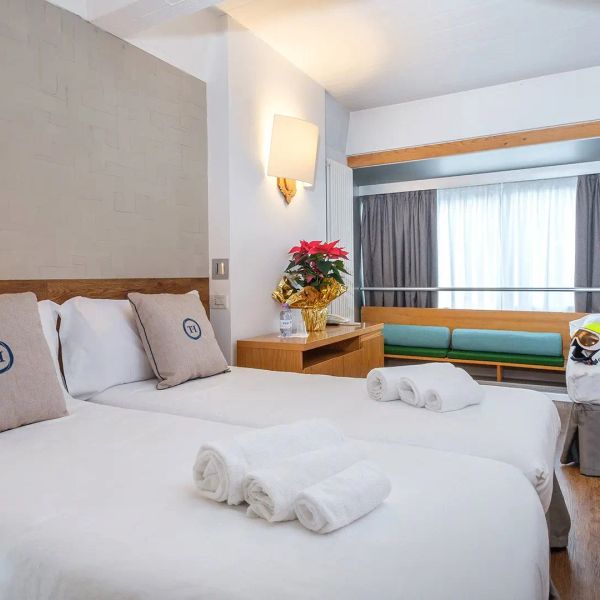 th 1400 hotel