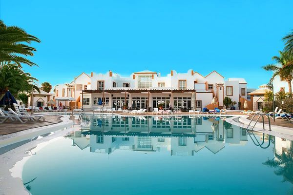 THe Apartamentos Morromar