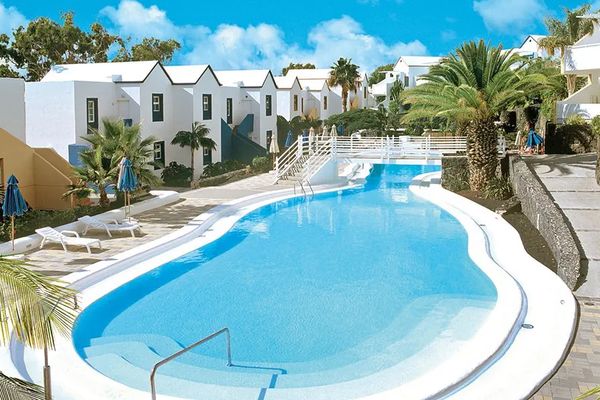 THe Apartamentos Morromar