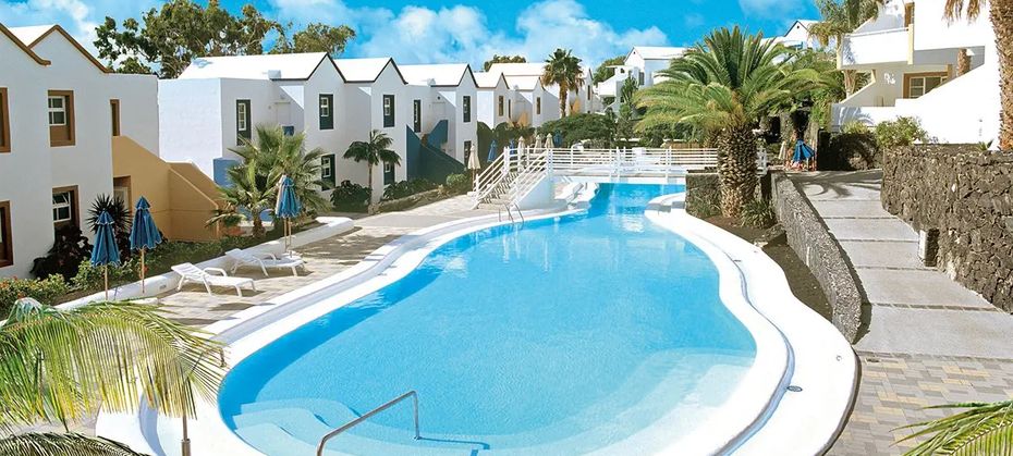 THe Apartamentos Morromar