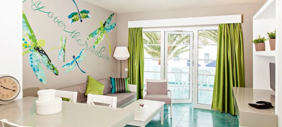 THe Apartamentos Morromar