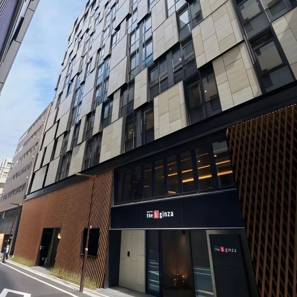 the b ginza — Tokio, Japonia