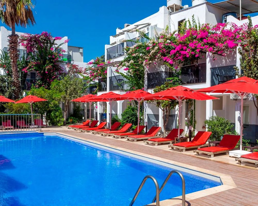 The Hello (ex Seray Class)