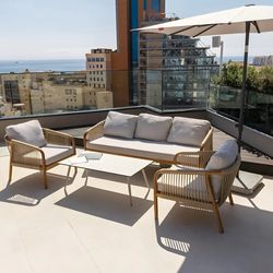 The Londoner Julians