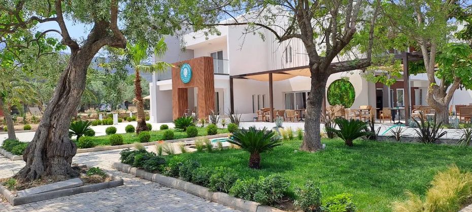 The Mini Resort