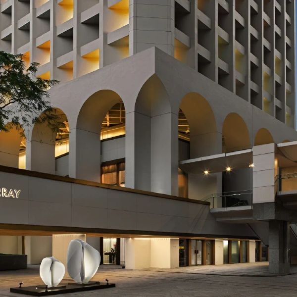 The Murray, Hong Kong, a Niccolo — Hongkong, Chiny