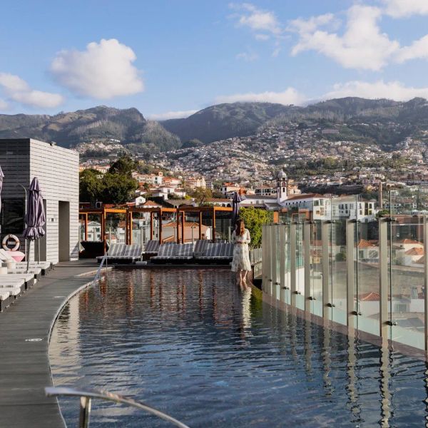 The Vine — Funchal, Portugalia