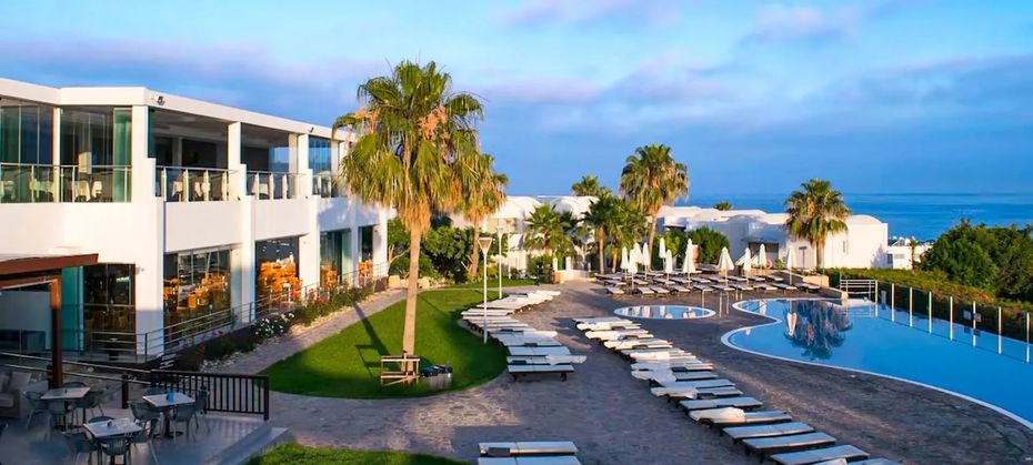 Theo Sunset Bay Holiday Village (Pafos)