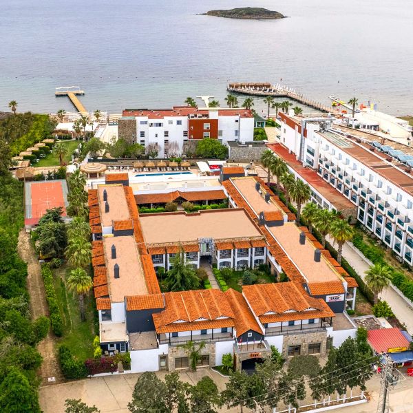 Tiana Beach — Turgutreis, Turcja